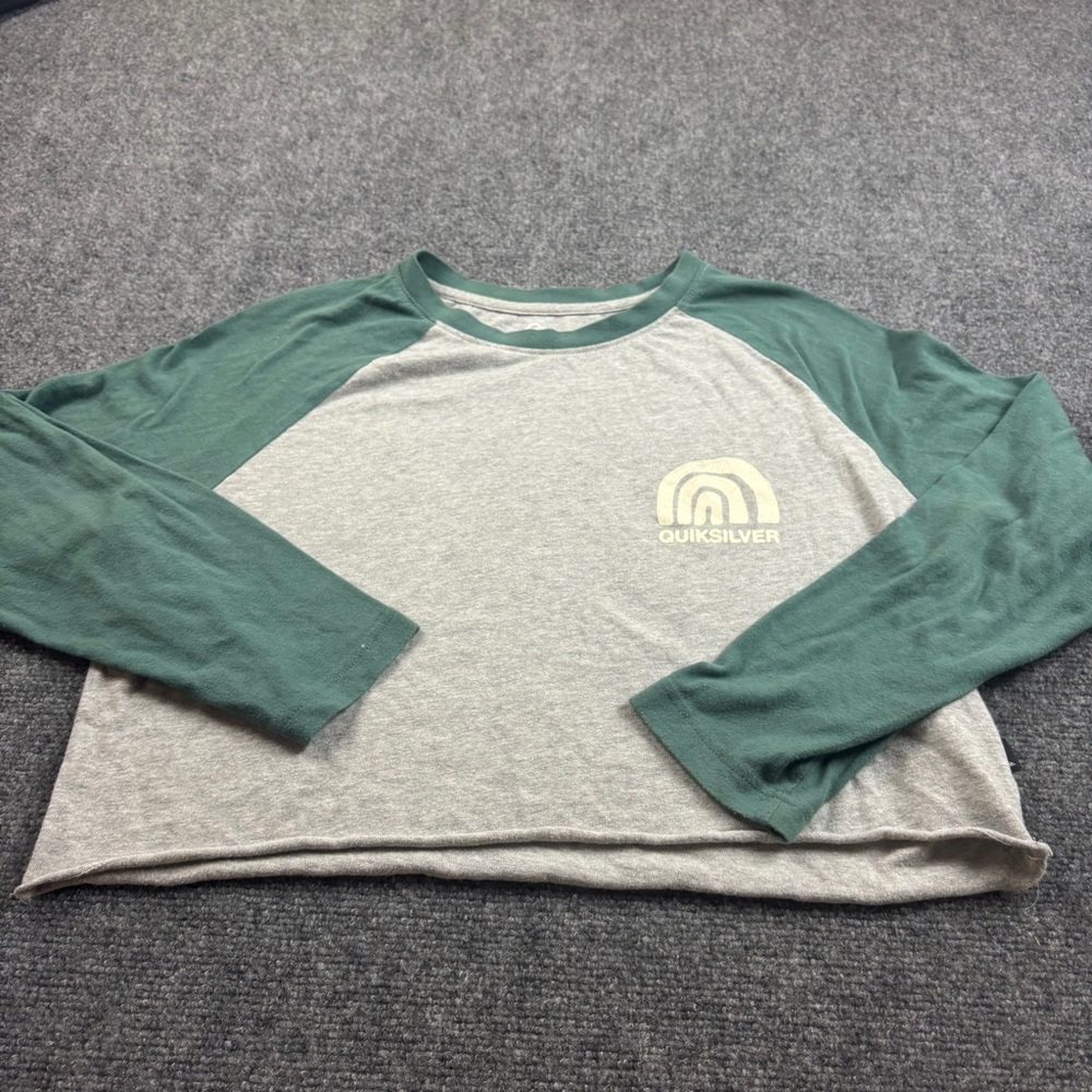 QUICKSILVER Women’s Baseball Tee Long Sleeve Grey/Teal Rainbow logo size: Medium